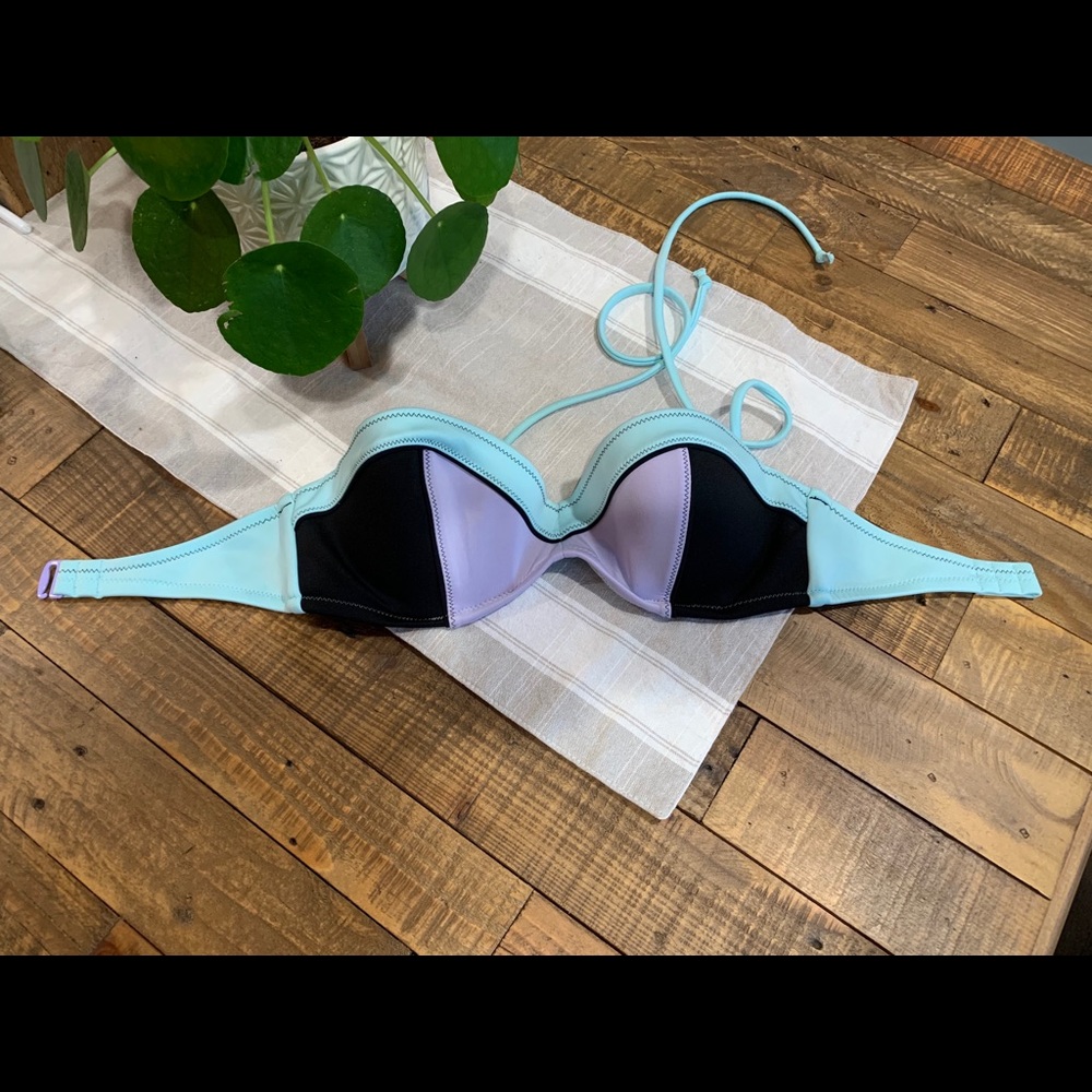 Colorblock Bandeau Bikini Top